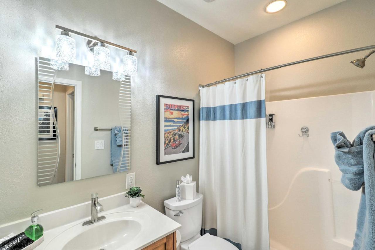 Lake Lure Condo With Resort Pool And Beach Access! Eksteriør bilde